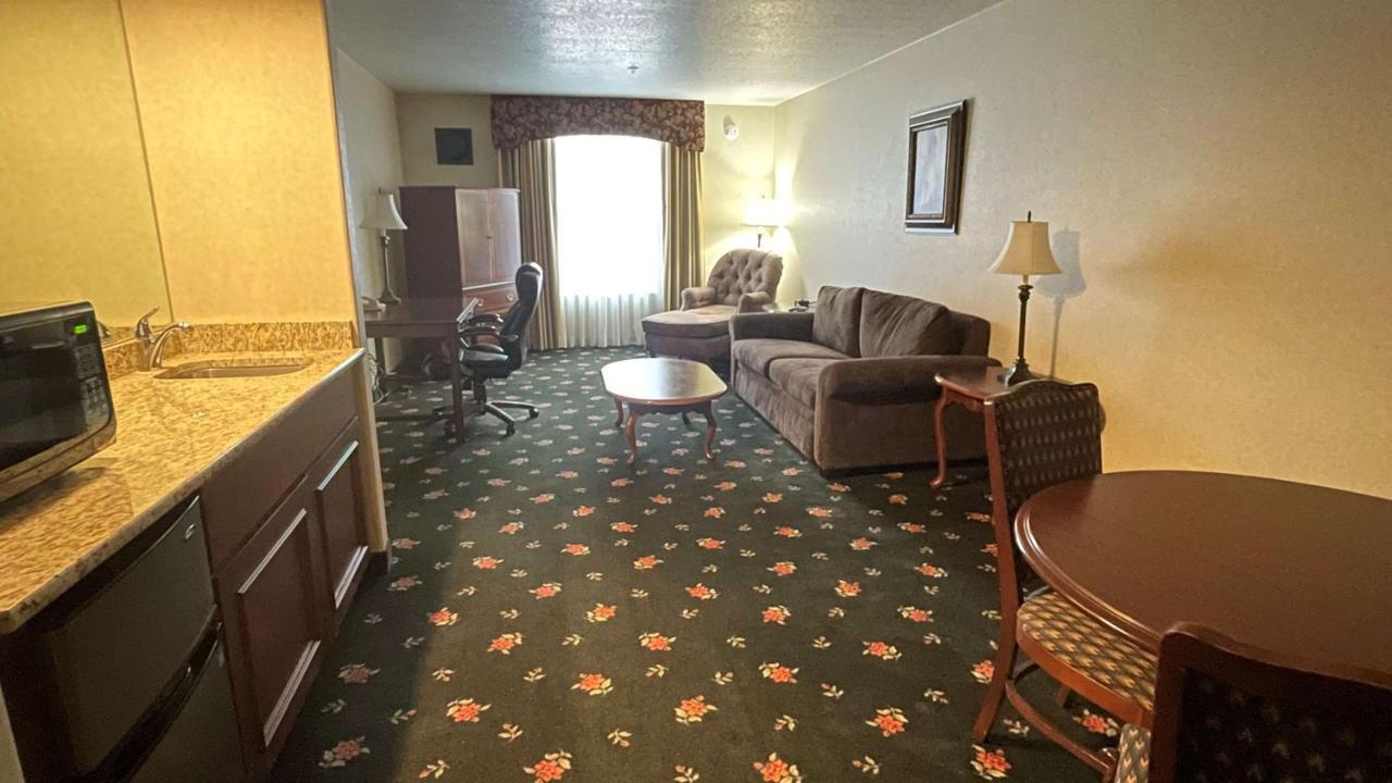 Surestay Hotel By Best Western Eureka Exterior photo